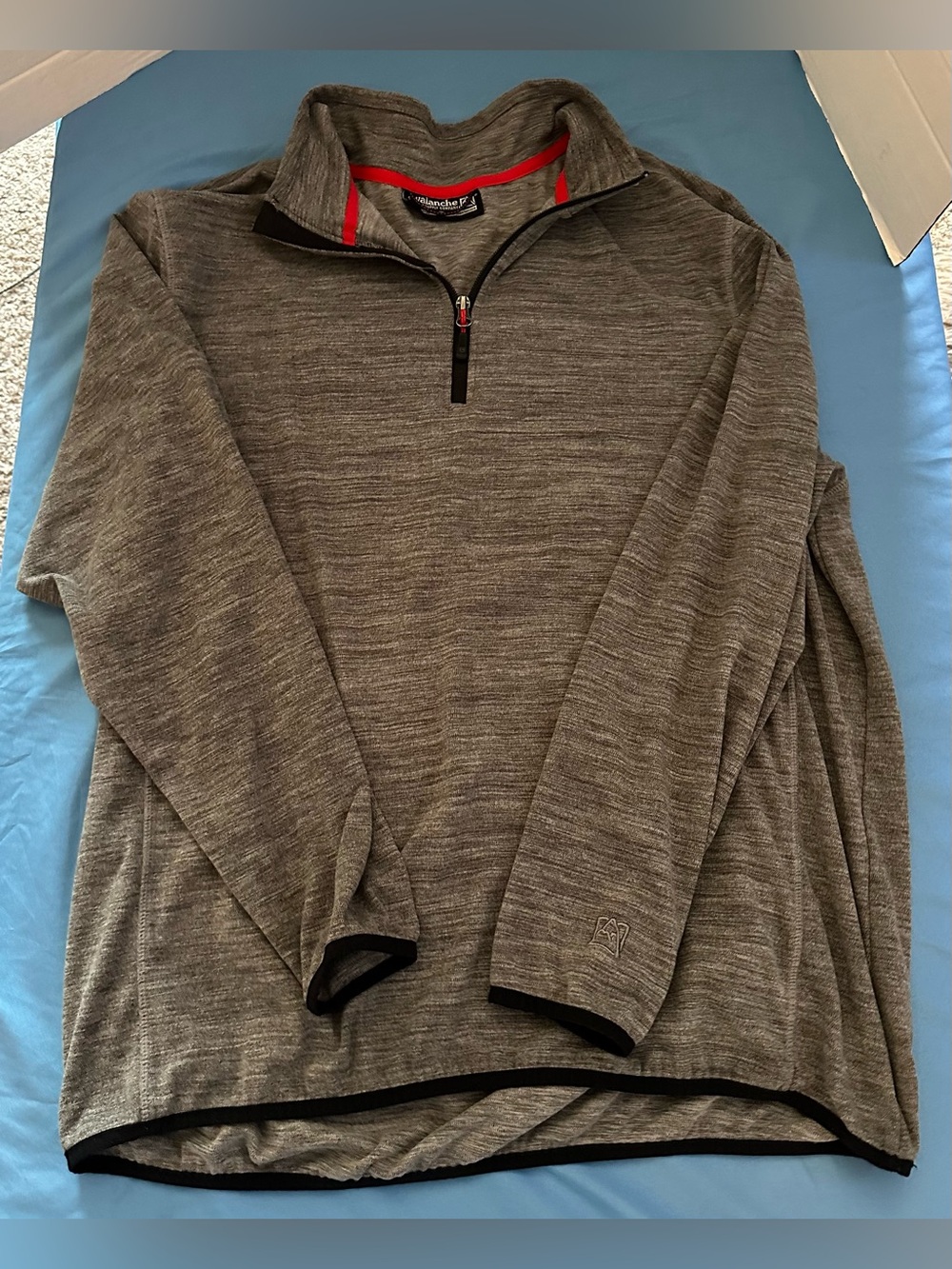Avalanche Men's Heathered Gray Quarter-Zip Pullover with Red Trim